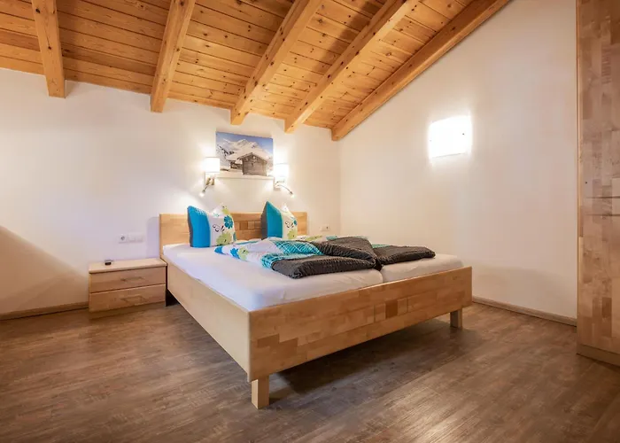 Ferienlodge Alpenkoenigin - Stubaital شقة